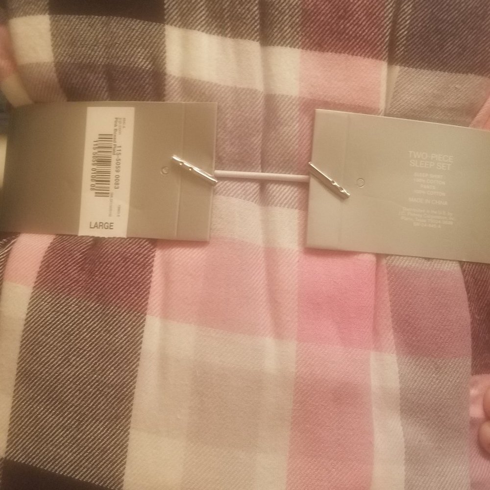 Liz Claiborne 2 pc sleep set